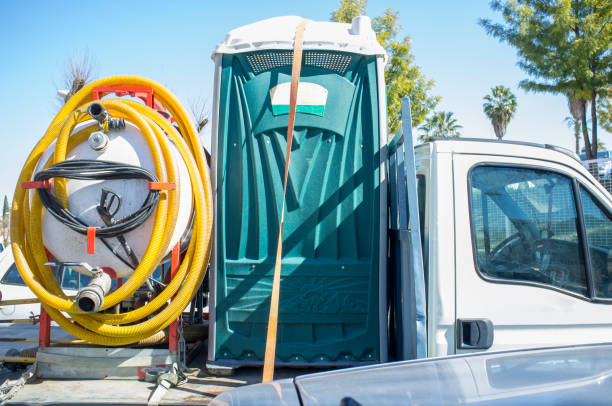 Best Luxury portable toilet rental  in Clay Center, KS