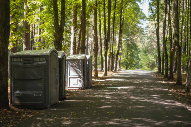 Best Portable restroom trailer rental  in Clay Center, KS